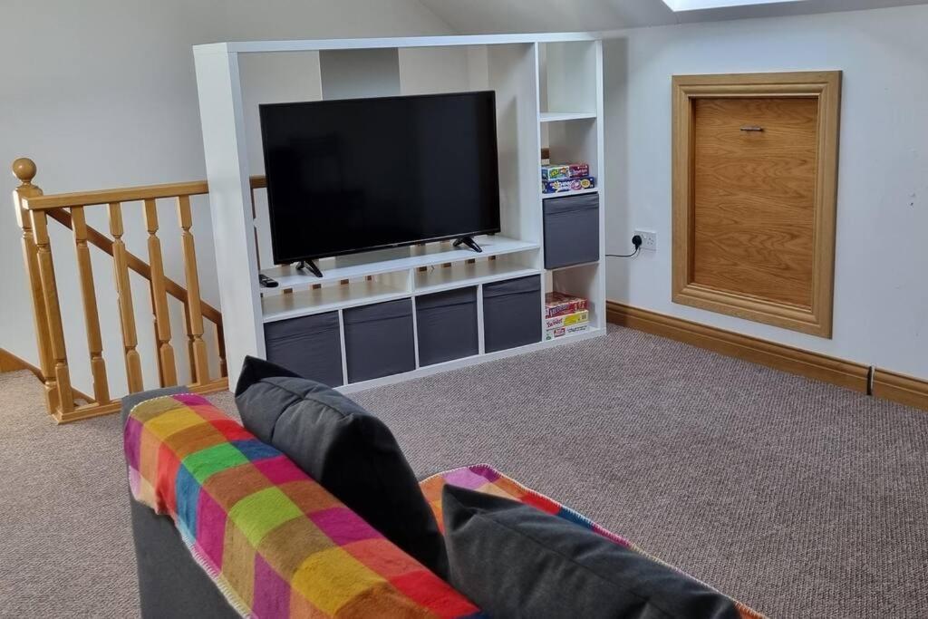 Grace'S Place With Hot Tub & Games Room Carrickfergus Exterior foto
